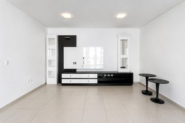 Apartamento &agrave; venda - 208m&sup2; - Meia Praia