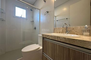 Apartamento &agrave; venda - 134m&sup2; - Meia Praia
