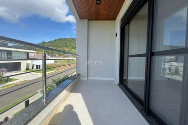 Casa &agrave; venda - 265m&sup2; - Santa Regina