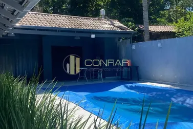 Ch&aacute;cara &agrave; venda - 130m&sup2; - Moura