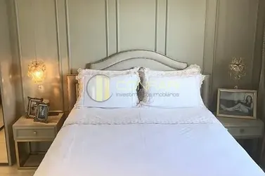 Apartamento &agrave; venda - 135m&sup2; - Meia Praia