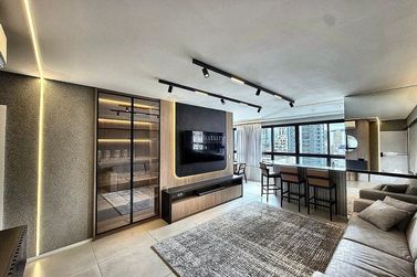 Apartamento &agrave; venda - Meia Praia