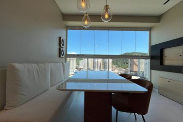 Apartamento &agrave; venda - 87m&sup2; - Centro