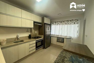 Apartamento para alugar - 140m&sup2; - Centro