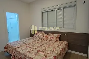Apartamento para alugar - 180m&sup2; - Meia Praia