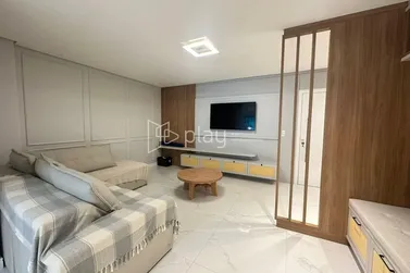 Apartamento &agrave; venda - 202m&sup2; - Meia Praia