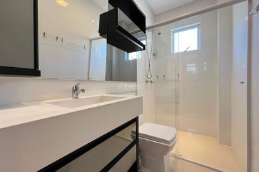 Apartamento &agrave; venda - 208m&sup2; - Meia Praia