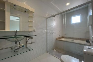 Apartamento &agrave; venda - 228m&sup2; - Meia Praia