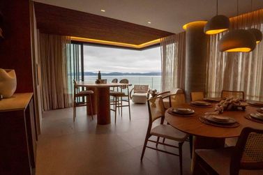 Apartamento &agrave; venda - 335m&sup2; - Centro