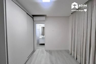 Apartamento para alugar - 107m&sup2; - Praia Brava de Itaja&iacute;