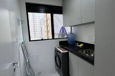 Apartamento &agrave; venda - Meia Praia
