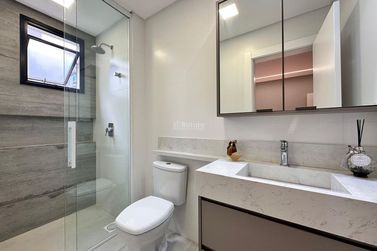 Apartamento &agrave; venda - 165m&sup2; - Meia Praia