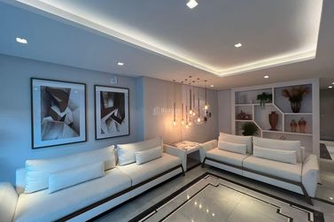 Apartamento &agrave; venda - 110m&sup2; - Meia Praia
