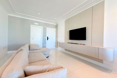 Apartamento &agrave; venda - 160m&sup2; - Centro