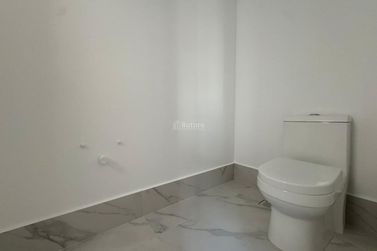 Apartamento &agrave; venda - 185m&sup2; - Meia Praia