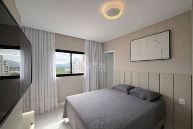 Apartamento &agrave; venda - Meia Praia