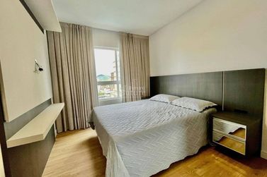 Apartamento &agrave; venda - Meia Praia
