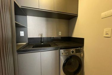 Apartamento &agrave; venda - 135m&sup2; - Meia Praia