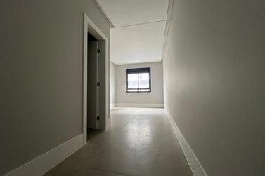 Apartamento &agrave; venda - 200m&sup2; - Meia Praia