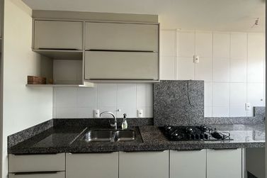 Apartamento para alugar - 68m&sup2; - Centro