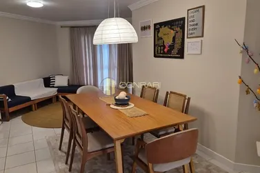 Apartamento &agrave; venda - 168m&sup2; - Meia Praia