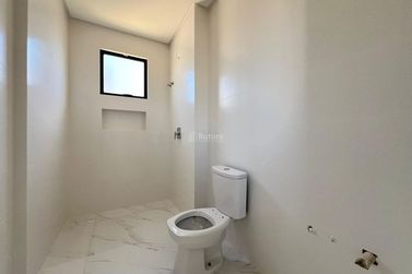 Apartamento &agrave; venda - 129m&sup2; - Meia Praia