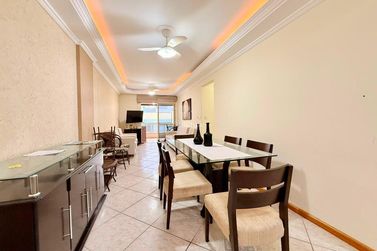 Apartamento &agrave; venda - 114m&sup2; - Meia Praia
