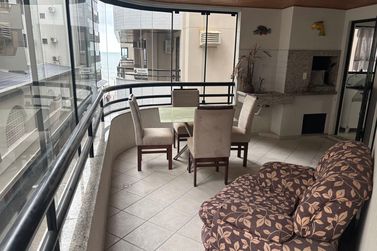 Apartamento &agrave; venda - Meia Praia