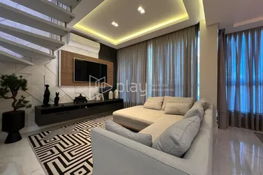 Apartamento &agrave; venda - 260m&sup2; - Meia Praia