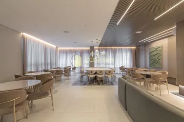 Apartamento &agrave; venda - 125m&sup2; - Meia Praia