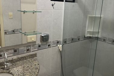 Apartamento &agrave; venda - Meia Praia