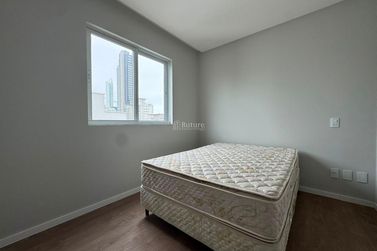 Apartamento &agrave; venda - 139m&sup2; - Centro