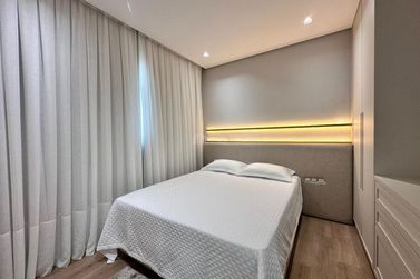 Apartamento &agrave; venda - 160m&sup2; - Centro