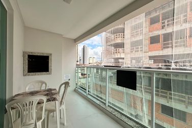 Apartamento &agrave; venda - 86m&sup2; - Meia Praia