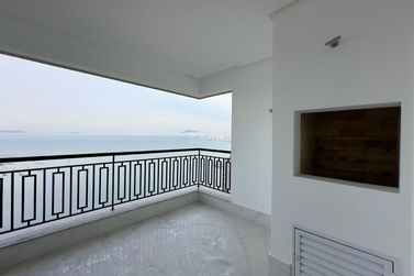 Apartamento &agrave; venda - 190m&sup2; - Centro