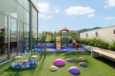 Apartamento &agrave; venda - 140m&sup2; - Meia Praia