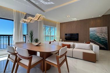 Apartamento &agrave; venda - 140m&sup2; - Meia Praia
