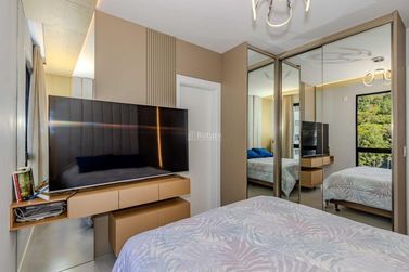 Apartamento &agrave; venda - 136m&sup2; - Pioneiros