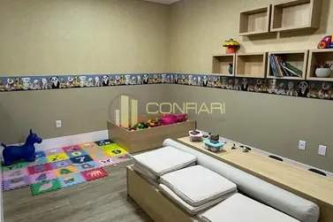 Apartamento &agrave; venda - 188m&sup2; - Meia Praia