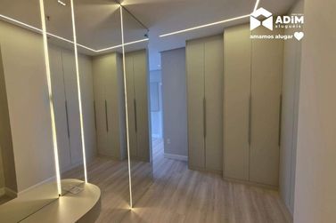 Apartamento para alugar - 170m&sup2; - Centro
