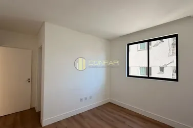 Apartamento &agrave; venda - 103m&sup2; - Meia Praia