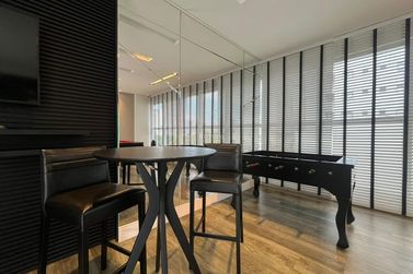 Apartamento &agrave; venda - 132m&sup2; - Meia Praia