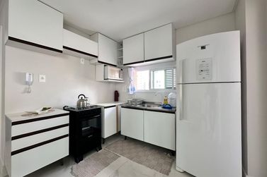 Apartamento &agrave; venda - 86m&sup2; - Meia Praia