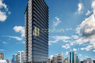 Apartamento &agrave; venda - 198m&sup2; - Meia Praia