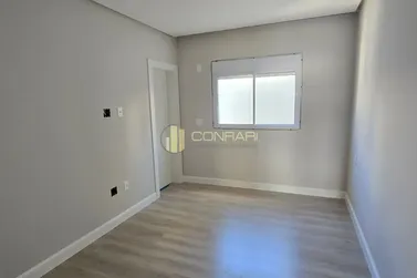 Apartamento &agrave; venda - 192m&sup2; - Meia Praia