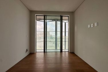 Apartamento &agrave; venda - 330m&sup2; - Praia Brava