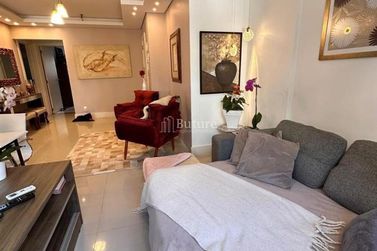 Apartamento &agrave; venda - 90m&sup2; - Centro