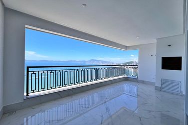 Apartamento &agrave; venda - 190m&sup2; - Centro