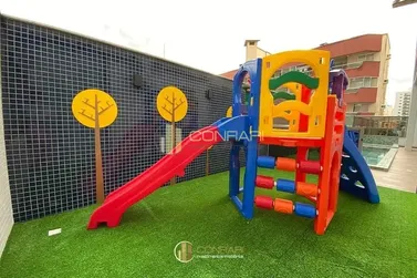 Apartamento &agrave; venda - 150m&sup2; - Meia Praia