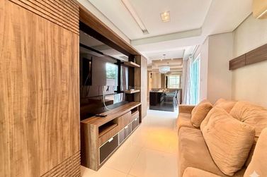 Apartamento &agrave; venda - 85m&sup2; - Meia Praia